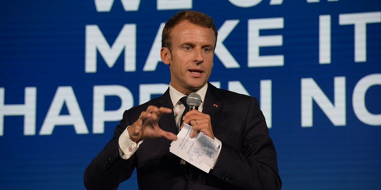 Emmanuel Macron, en 2018, lors du 2e One Planet Summit - Crédits : Michael Bloomberg