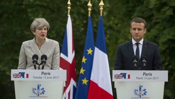 Theresa May et Emmanuel Macron