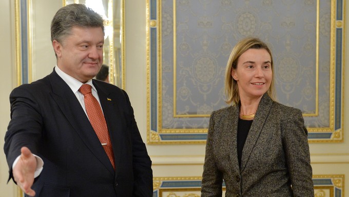 Petro Porochenko et Federica Mogherini