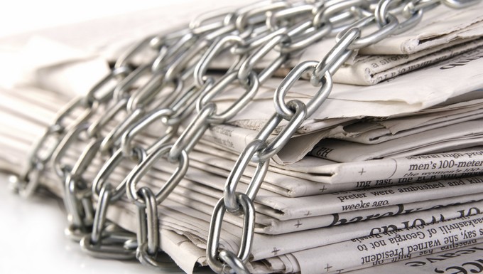 Censure des journaux et d'Internet