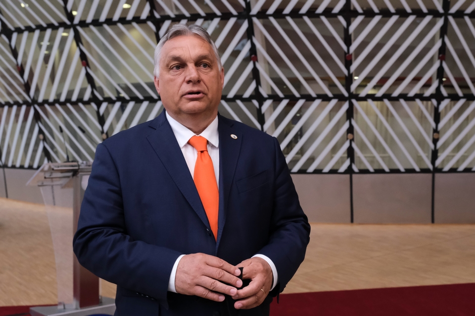 Le Premier ministre hongrois Viktor Orbán s'est défendu de toute attaque contre la communauté LGBT en arrivant à Bruxelles hier