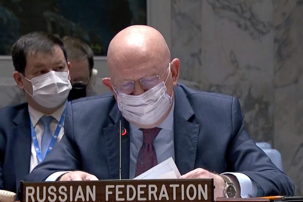 L'ambassadeur russe à l'ONU, Vassily Nebenzia, a accusé Washington de vouloir "créer l'hystérie" devant le Conseil de sécurité ce lundi - Crédits : Twitter @RussiaUN