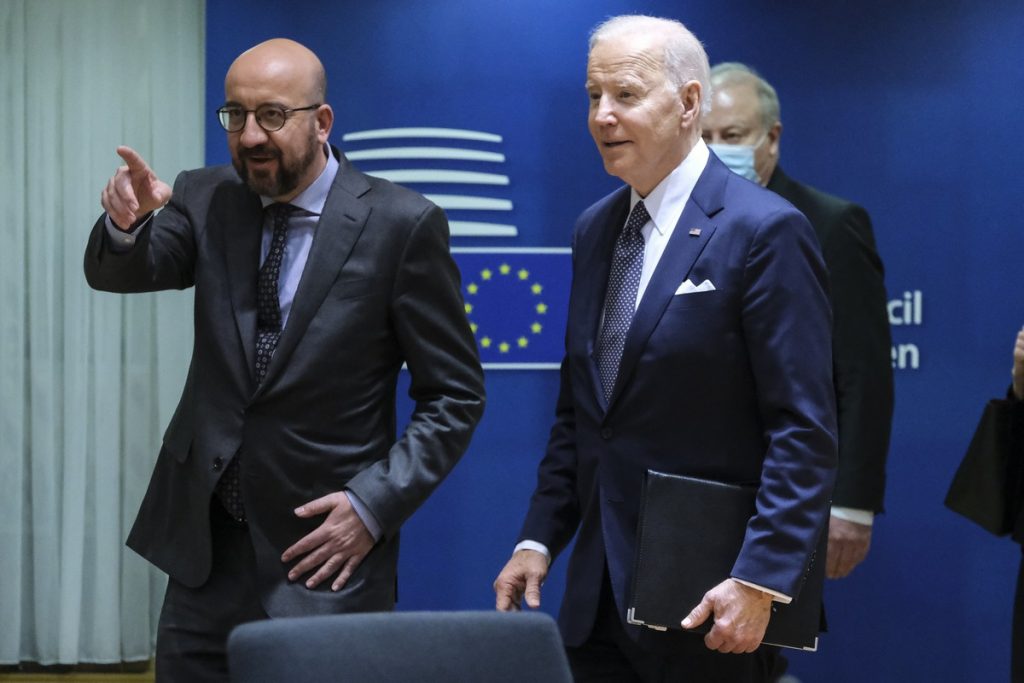 Le président du Conseil européen, Charles Michel, a accueilli le président américain Joe Biden à l'occasion du sommet des Vingt-Sept à Bruxelles jeudi 24 mars 2022 - Crédits : Conseil européen