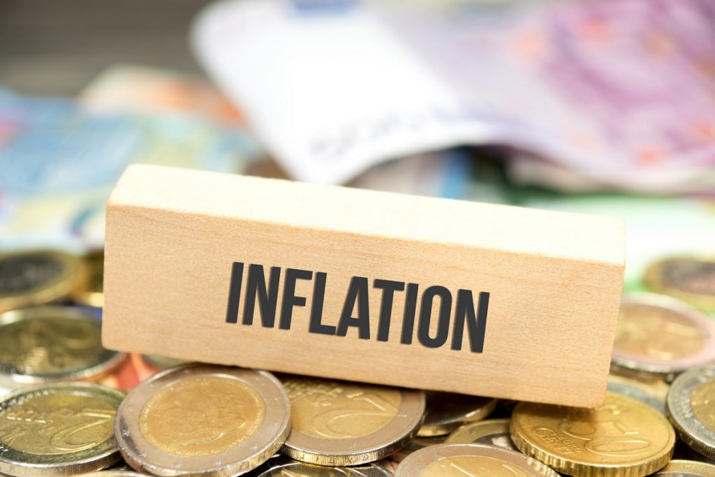 Le 17 mars, la présidente de la BCE Christine Lagarde a prévenu que la hausse de l'inflation en Europe "pourrait durer un certain temps" - Crédits : Stadtratte / iStock