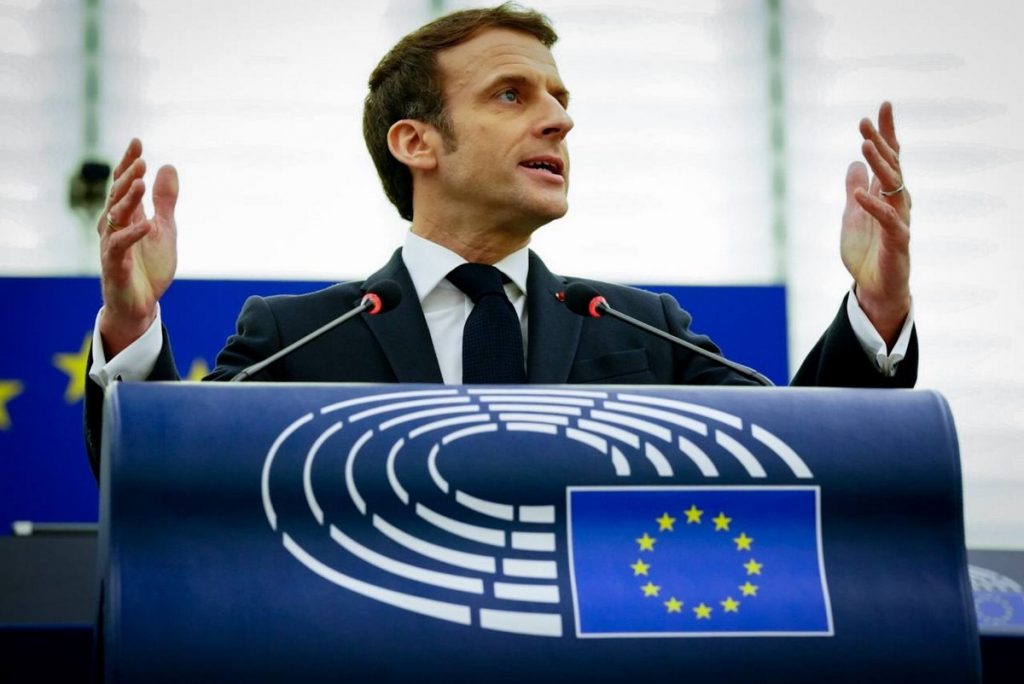 Avant de se rendre en Allemagne, le président français participe à la clôture de la Conférence sur l'avenir de l'Europe au Parlement européen - Crédits : France Diplomatie - MEAE / Flickr CC0 1.0