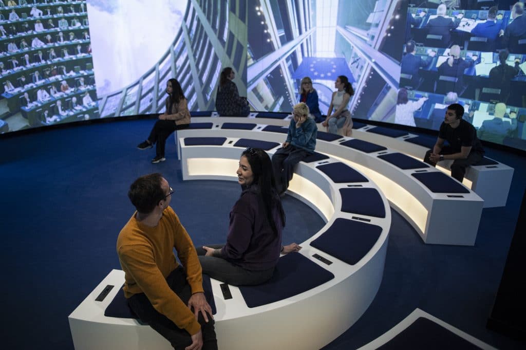 "Europa Expérience" accueille un cinéma à 360°