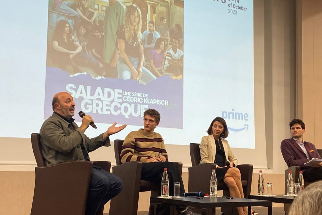 Le réalisateur Cédric Klapisch (à gauche) a évoqué la série