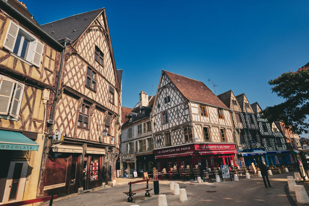 Bourges a été désignée pour être capitale européenne de la culture en 2028. Crédits : Lucentius / iStock
