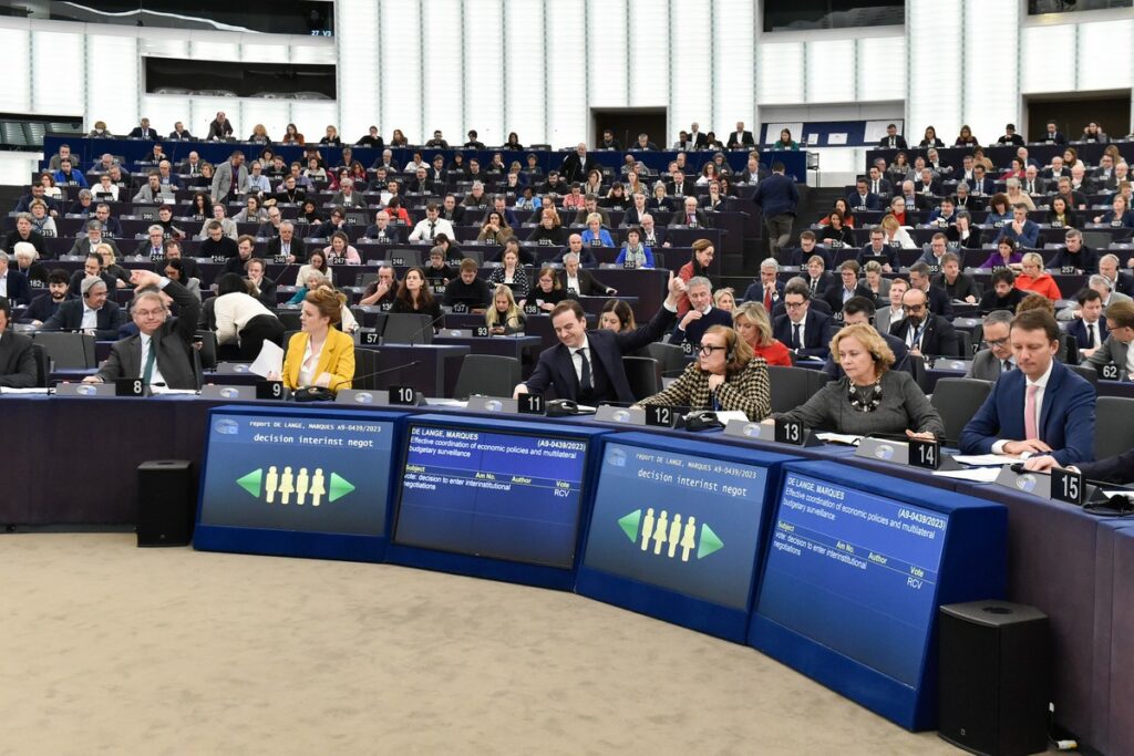 Le Parlement européen veut poursuivre la réforme du Pacte de stabilité et de croissance