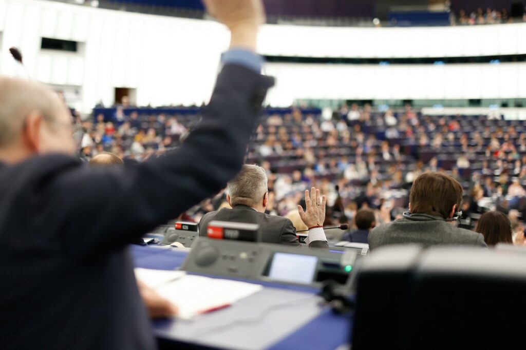 Rémunération, indemnités, retraite... combien gagne un député au Parlement européen ?