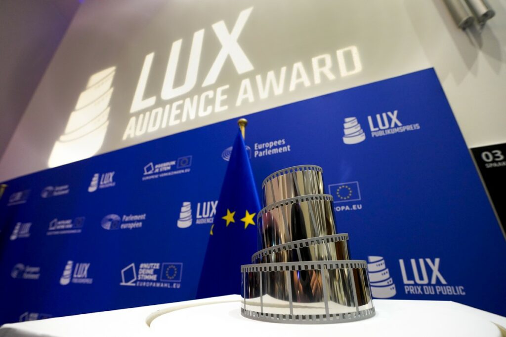 Le trophée du prix Lux